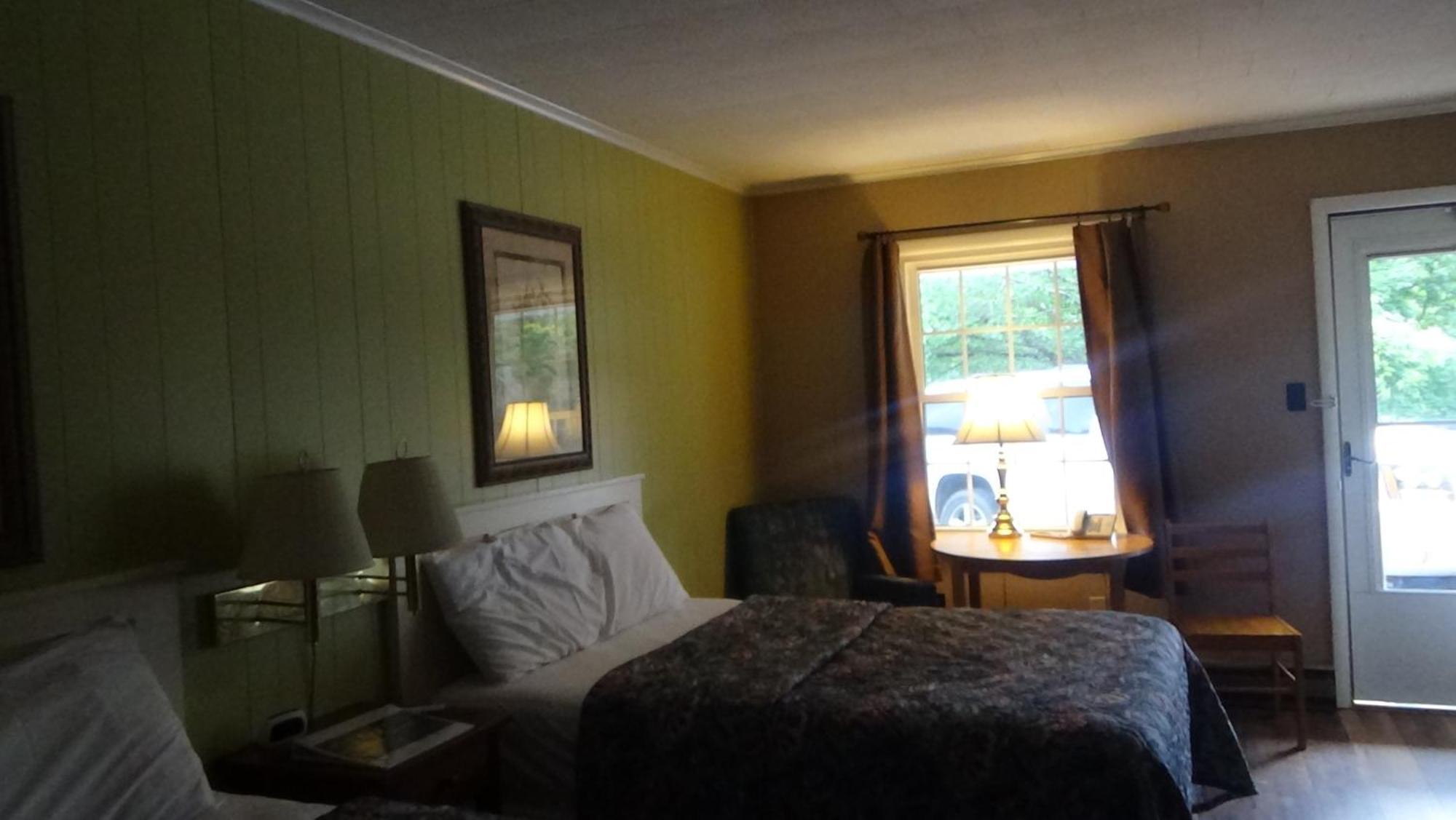 Roseloe Motel Hot Springs Εξωτερικό φωτογραφία