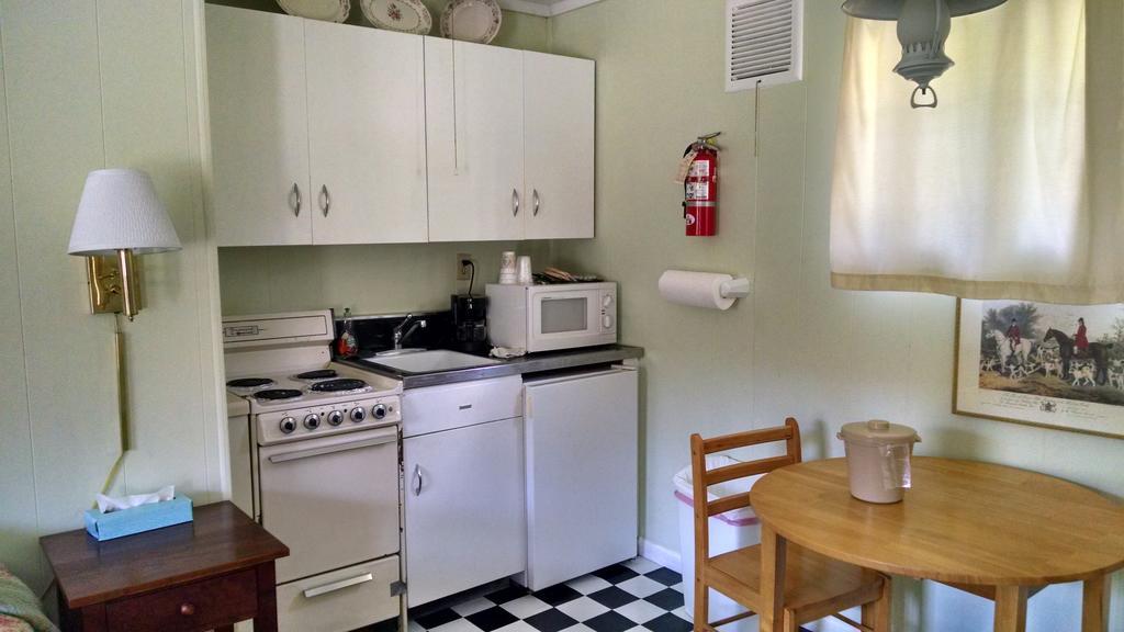 Roseloe Motel Hot Springs Εξωτερικό φωτογραφία