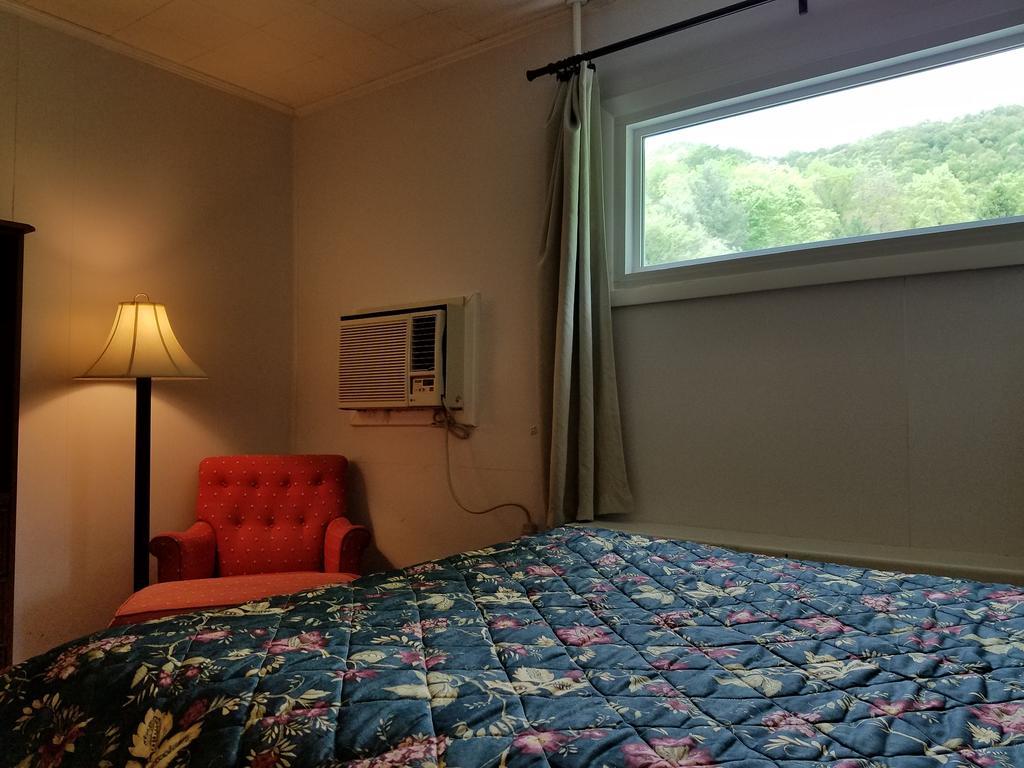 Roseloe Motel Hot Springs Εξωτερικό φωτογραφία