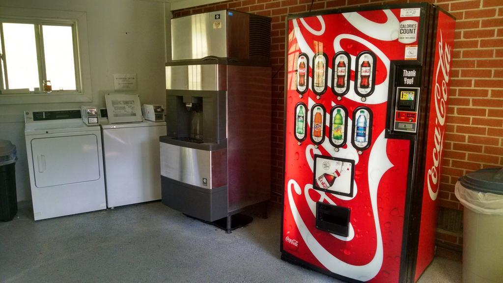 Roseloe Motel Hot Springs Εξωτερικό φωτογραφία